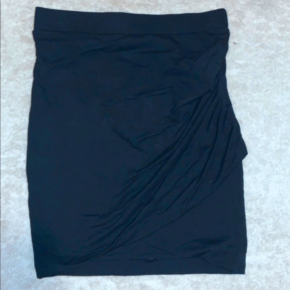 Express Black Skirr